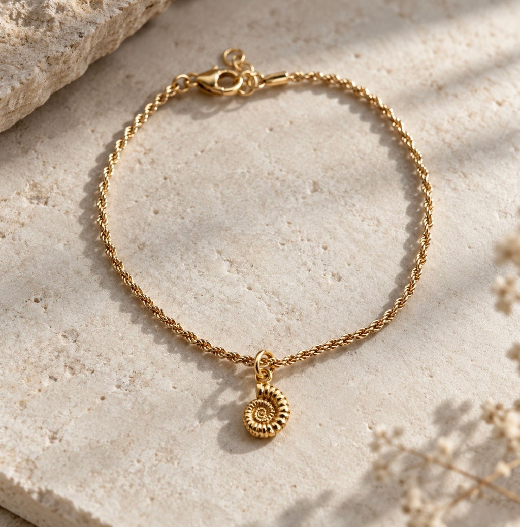 Tiny Gold Vermeil Ammonite Rope Chain Bracelet