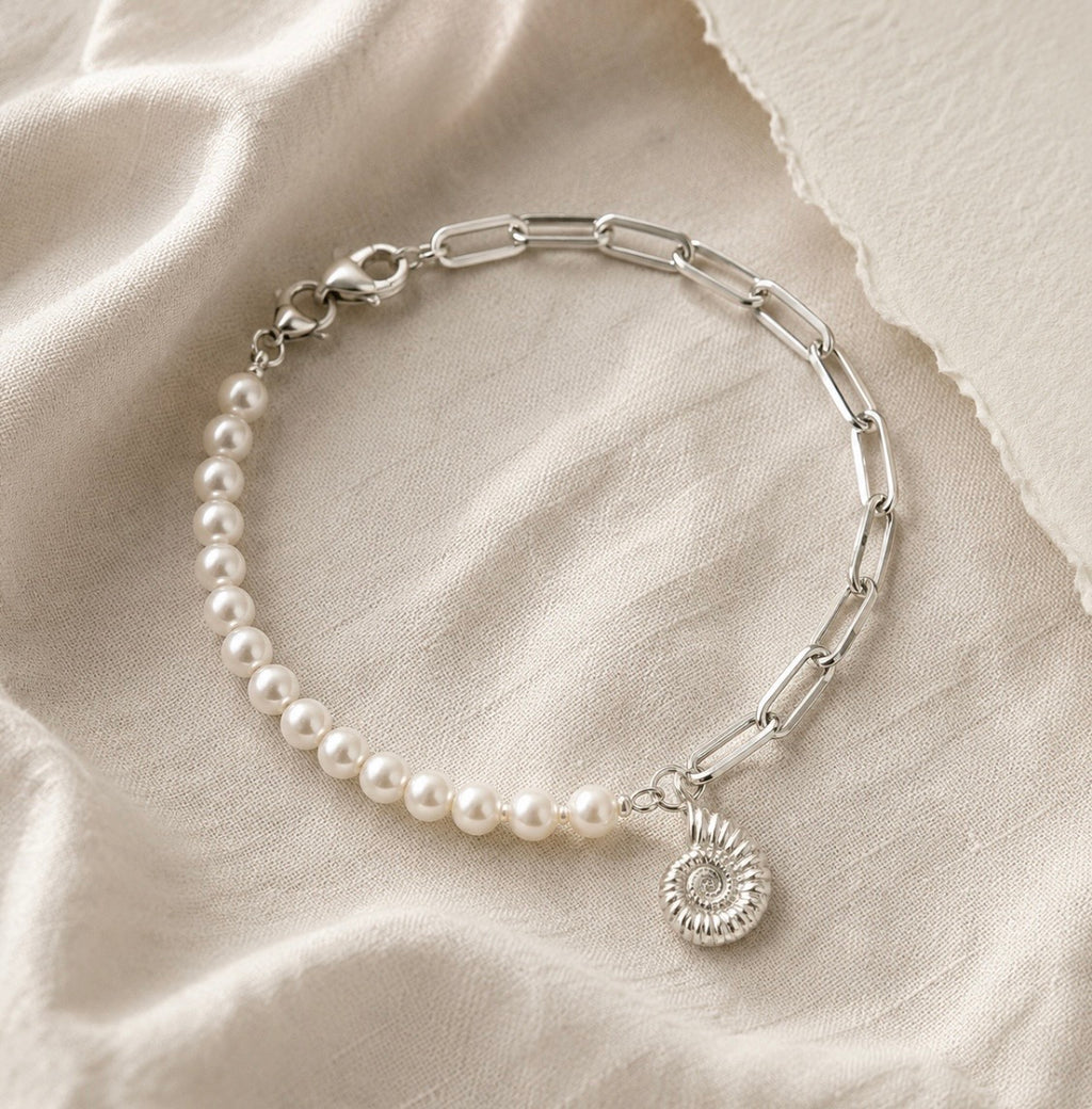 Silver Ammonite Pearl Paperclip Bracelet