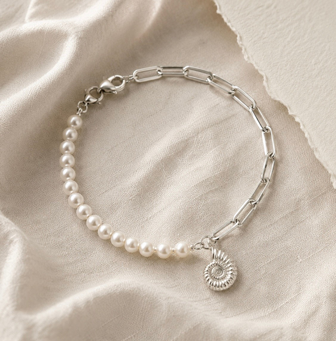 Silver Ammonite Pearl Paperclip Bracelet