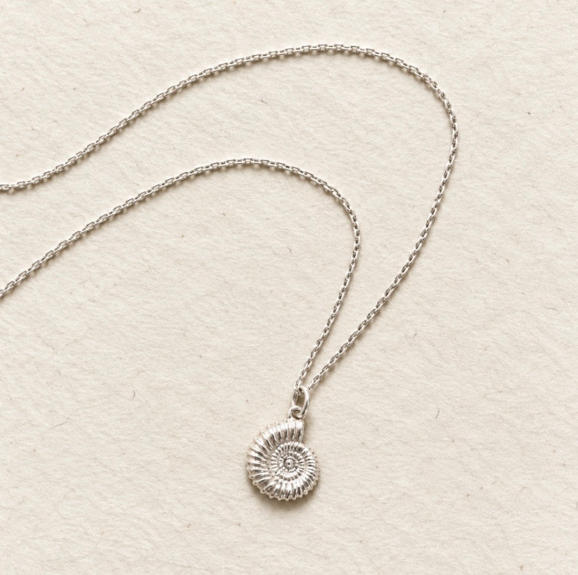 Sterling Silver Ammonite Necklace – 15mm