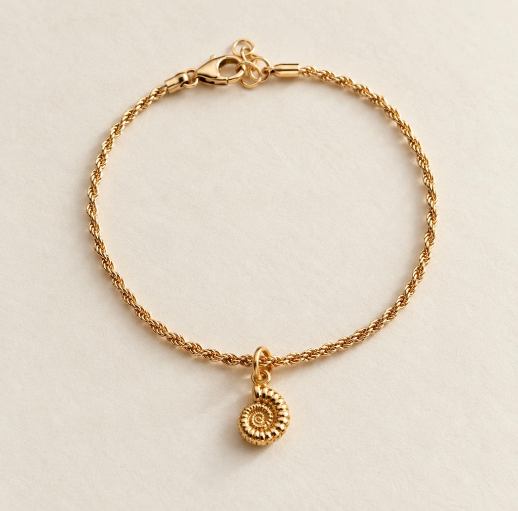 Tiny Gold Vermeil Ammonite Rope Chain Bracelet