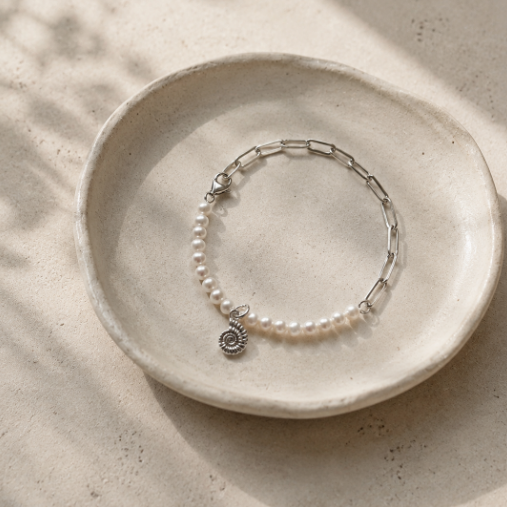 Silver Ammonite Pearl Paperclip Bracelet
